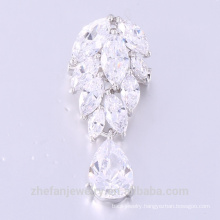 Custom Logo Leaf Shaped White Zircon Beautiful Brooch